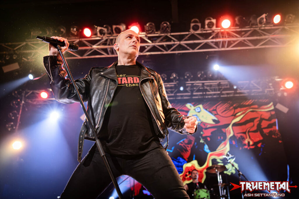screeching weasel – live club 2026 (9)