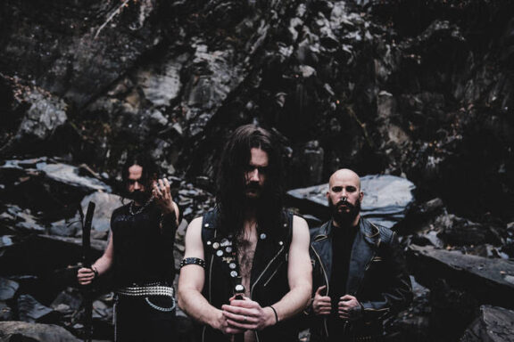 The Fals: ascolta il nuovo singolo “Pyramids” dall’album “Where Cold Steel Gleams”