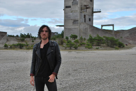 Joseph Tholl: presentato “I Syrenens Tid”, l’ultimo singolo estratto dall’imminente album “It Might Be Art”